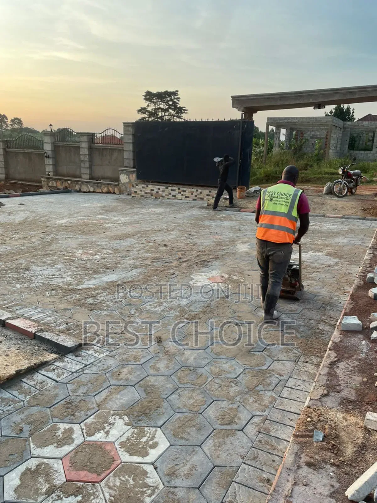 We Are Paver Installation Pros and Land Scapers.