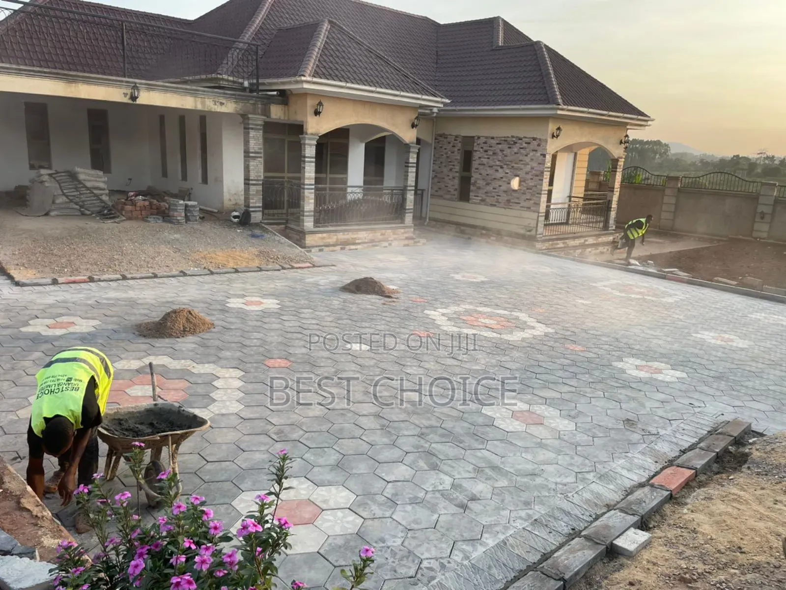 We Are Paver Installation Pros and Land Scapers.