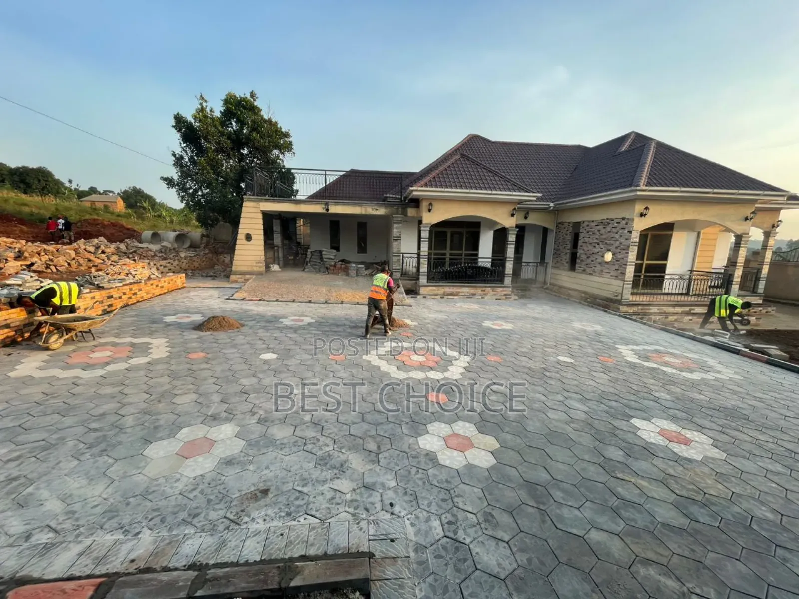 We Are Paver Installation Pros and Land Scapers.