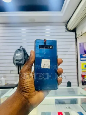 New Samsung Galaxy S10 128 GB Blue