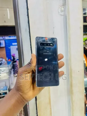 New Samsung Galaxy S10 128 GB Black