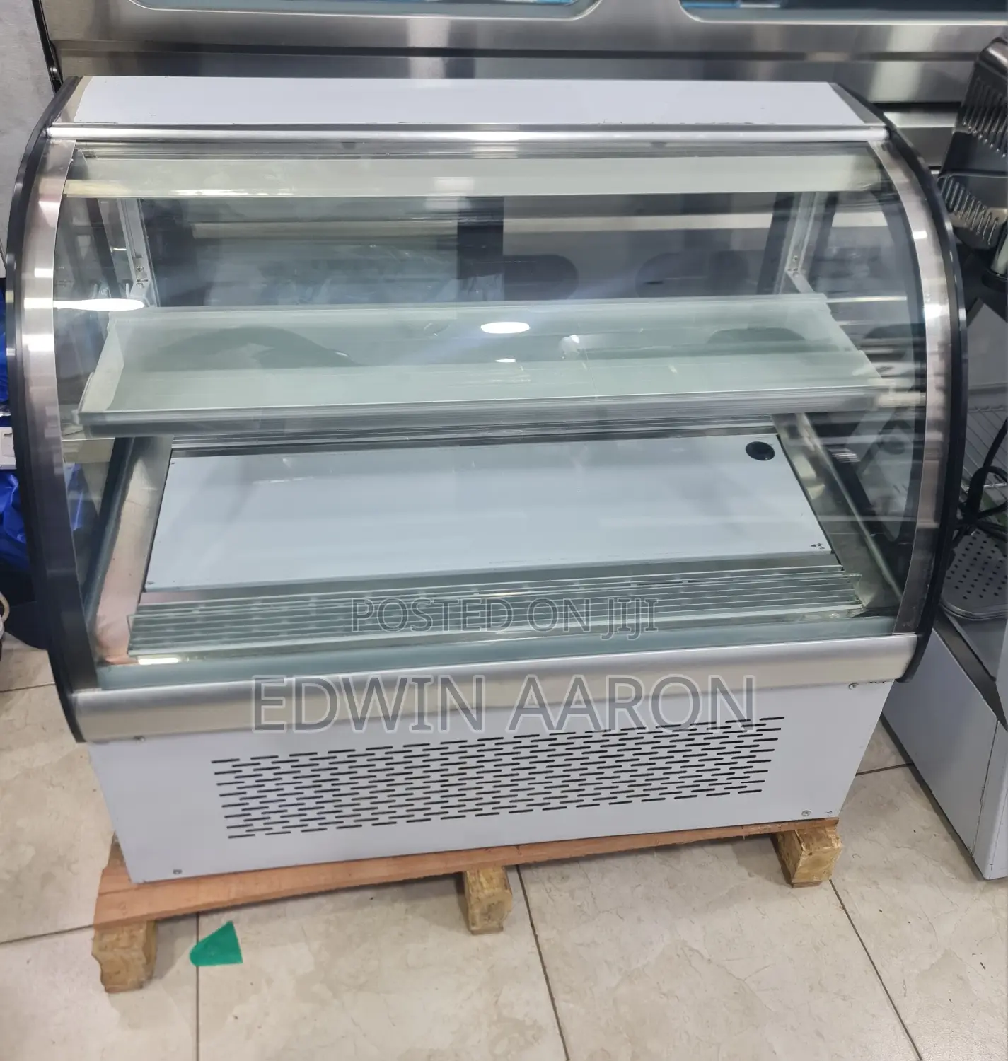 Cake Chiller Display