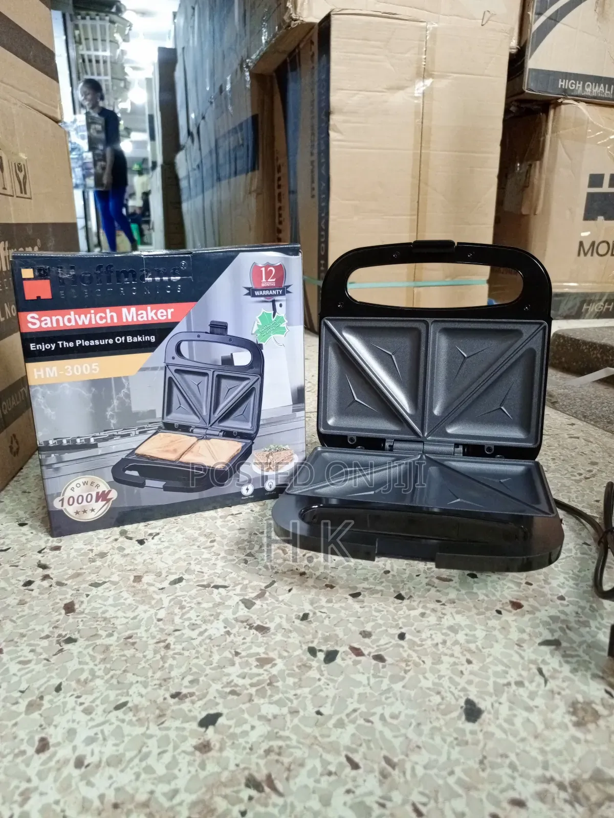 Electric Sandwich Maker.
