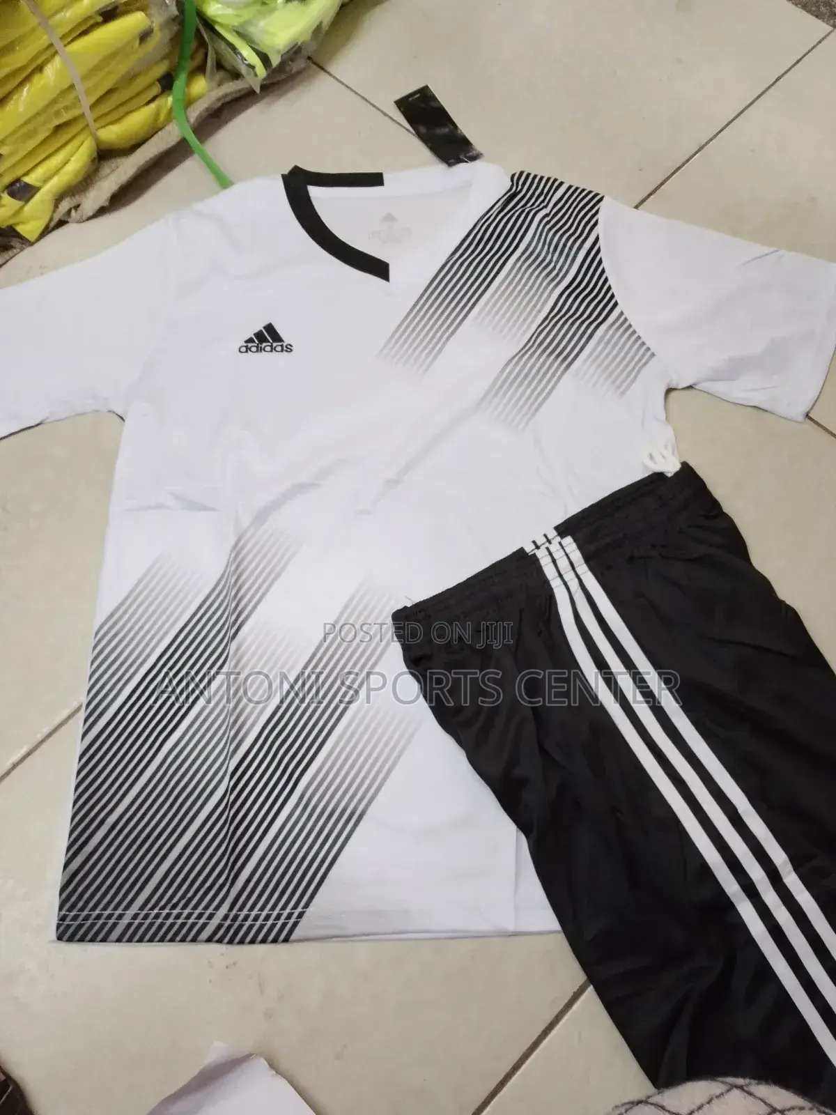 White Plain Jerseys Good Material