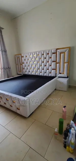 Mawhite Master Bed Hh