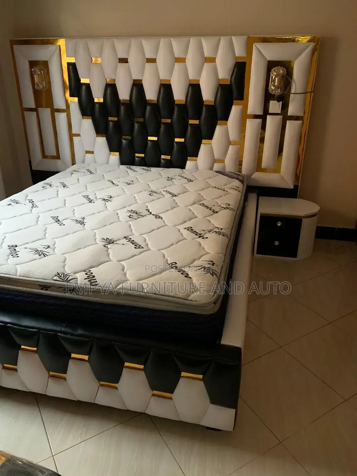 BLK and White Master Bed