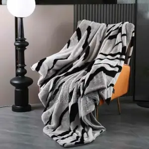 Cozy Pv Fleece, 330gsm Faux Fur Blanket