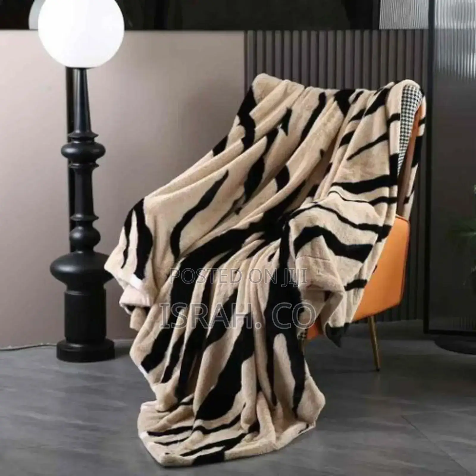 Fleese Faux Blanket