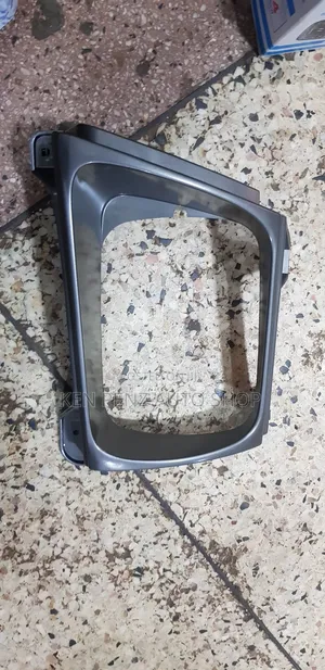 Toyota Hillux Kangaroo 166 Headlamp Cap or Frame