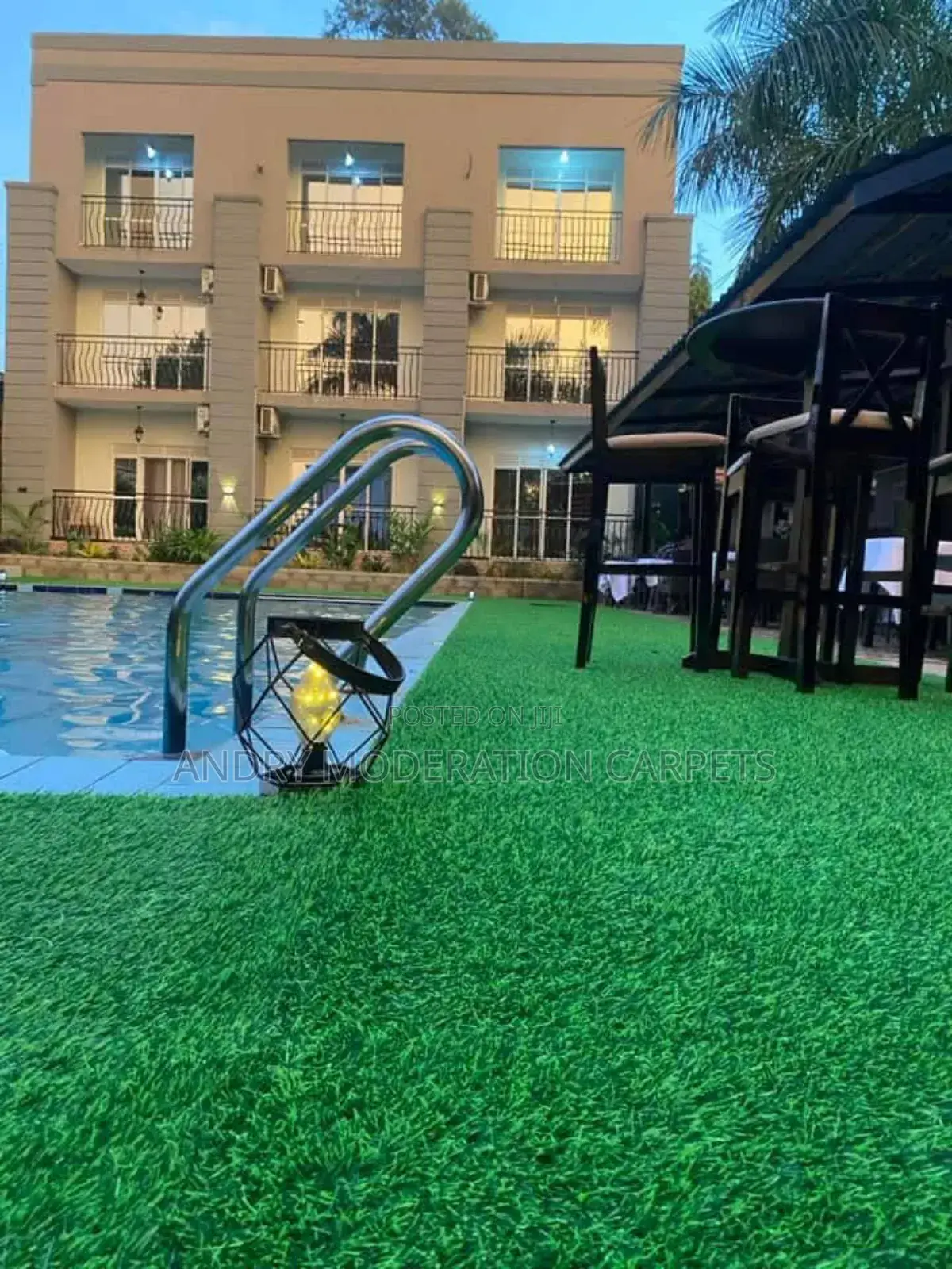Side Grass Carpet