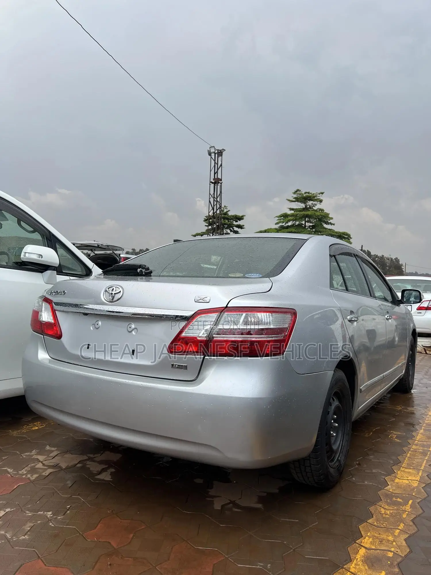 Toyota Premio 1.8 FWD 2011 Silver