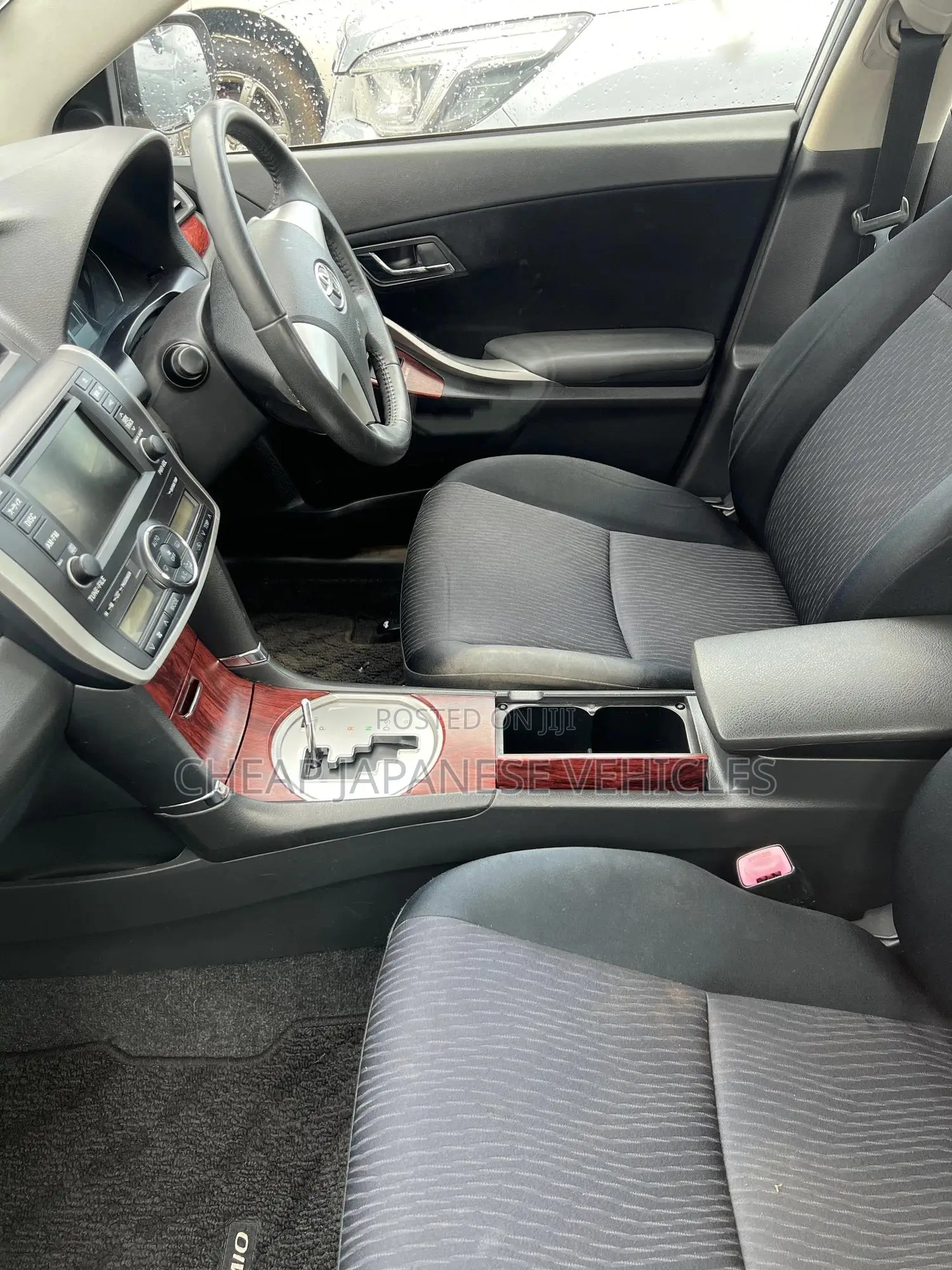 Toyota Premio 1.8 FWD 2011 Silver