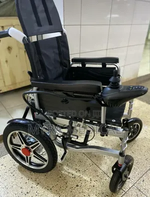 Electric Reclinning Wheelchair