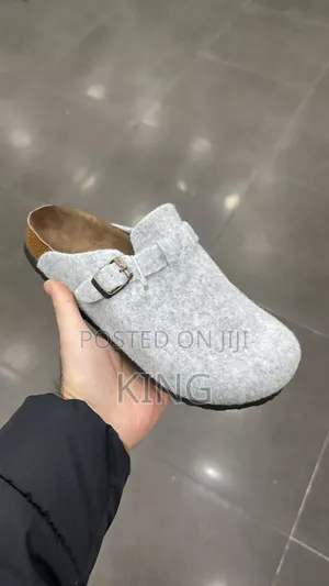 Grey Suede Clog. Birkenstock