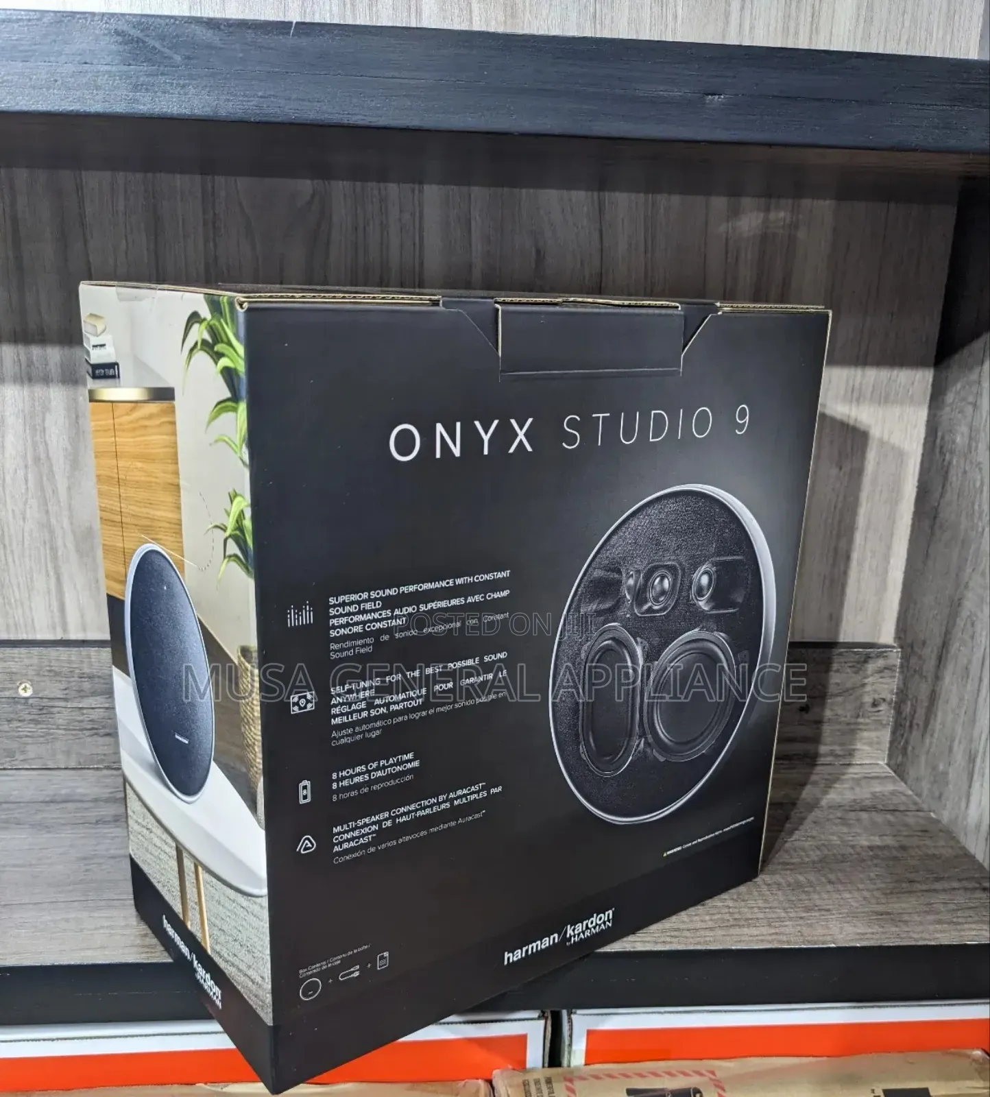 JBL Studio 9