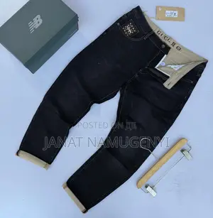 Non Fade Jeans