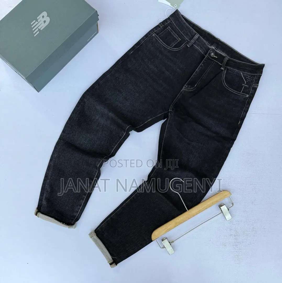 Non Fade Jeans