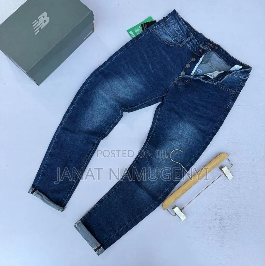 Non Fade Jeans