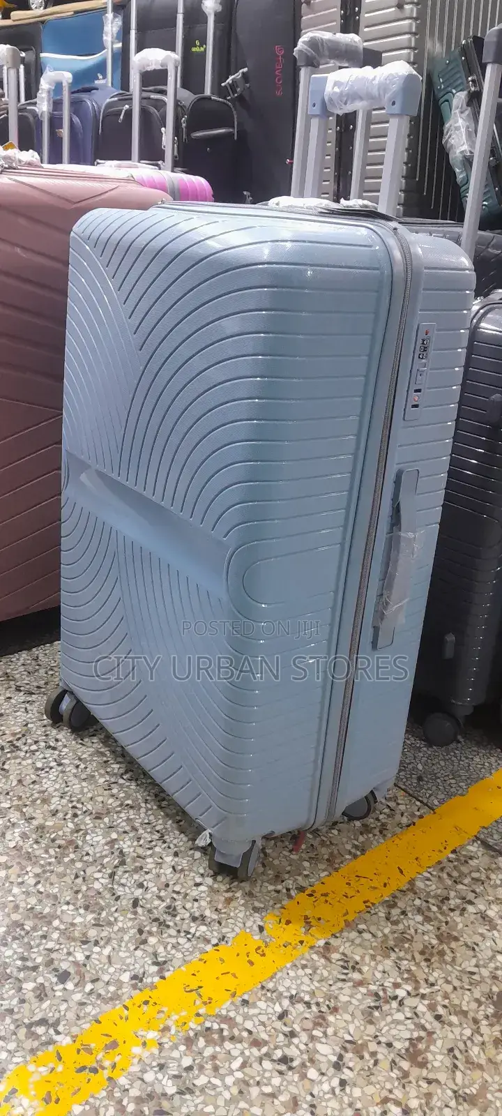 Medium Rubber 4wheels Suitcase