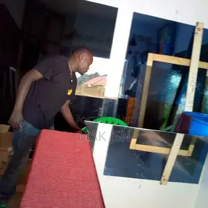 Window Glass Cutting and Fitting