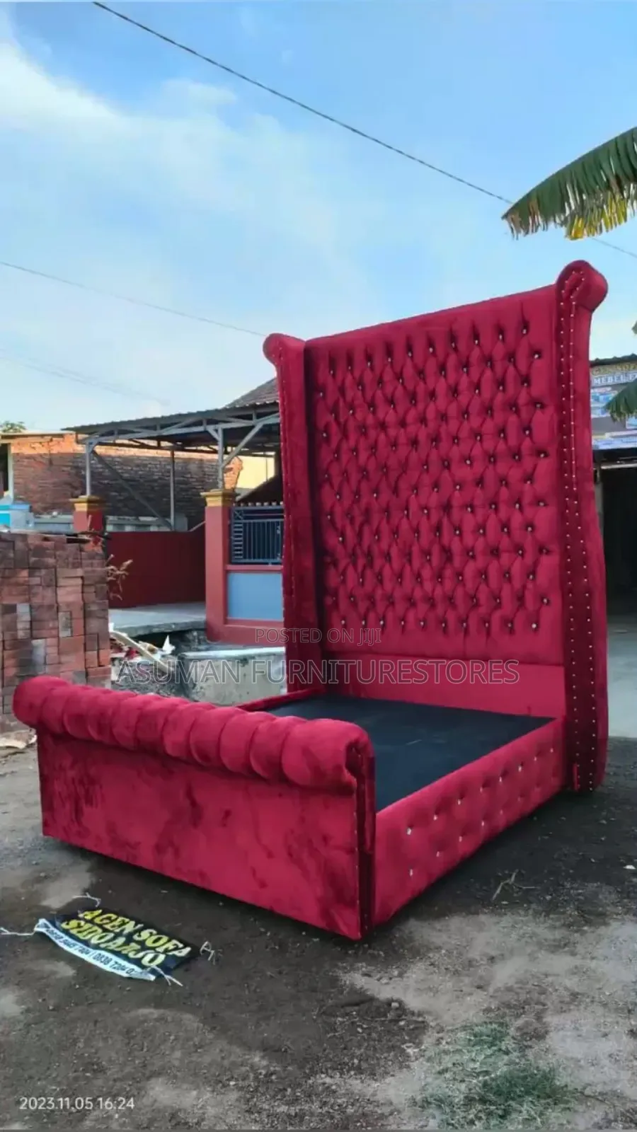 Modern 6x6ft Buttoned Bed Call Us On