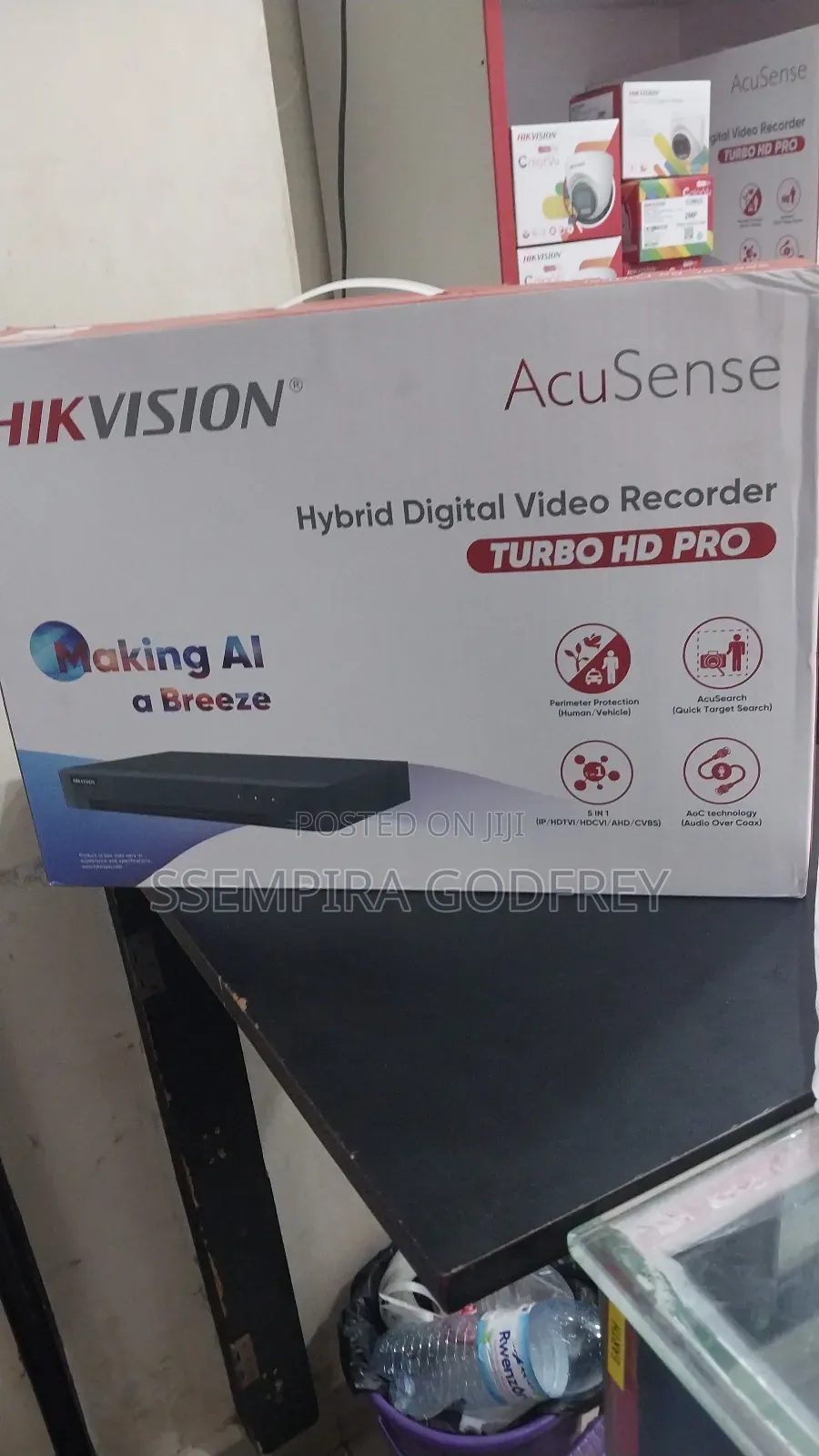 DVR 8 Channel Hik Vision