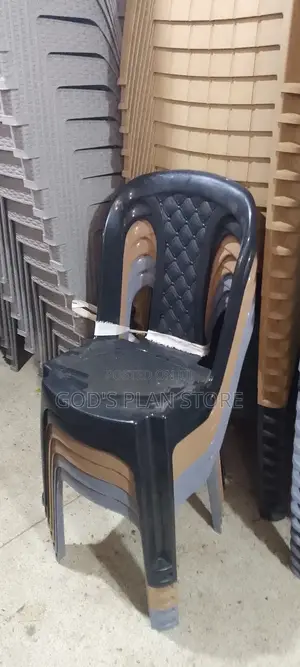 Armless Plastic Chairs Class