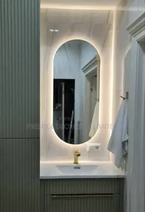 Modern Birthroom Mirrors
