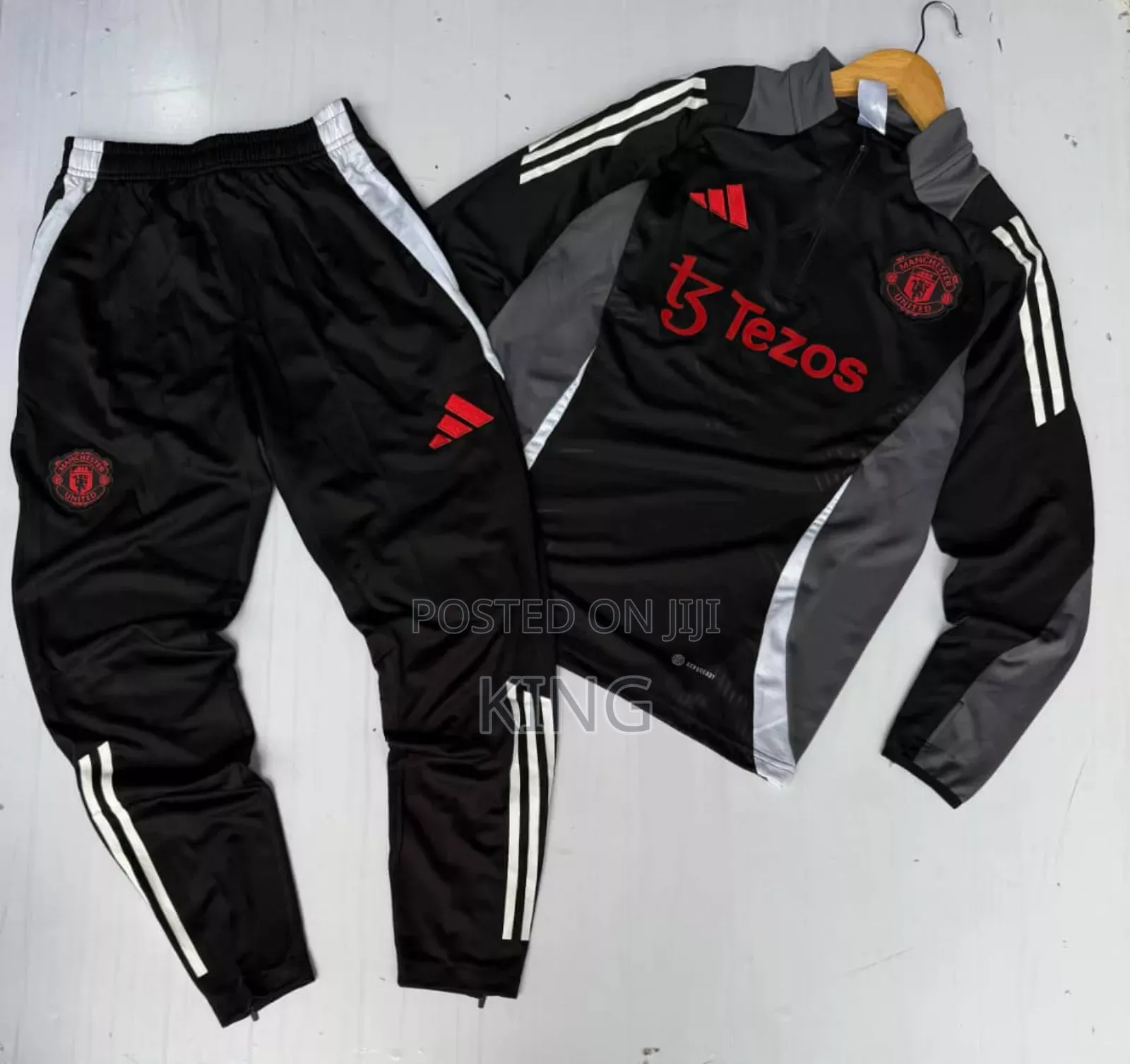 Manchester United Black and Grey Half-Zip Training Suit