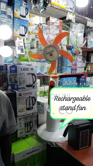 Cooling Fan With a 16-Inch Blade Rechargeable Battery