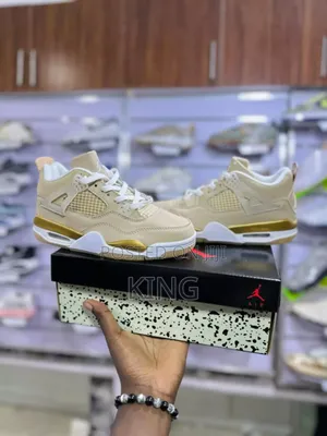 Air Jordan 4 Retro "Shimmer