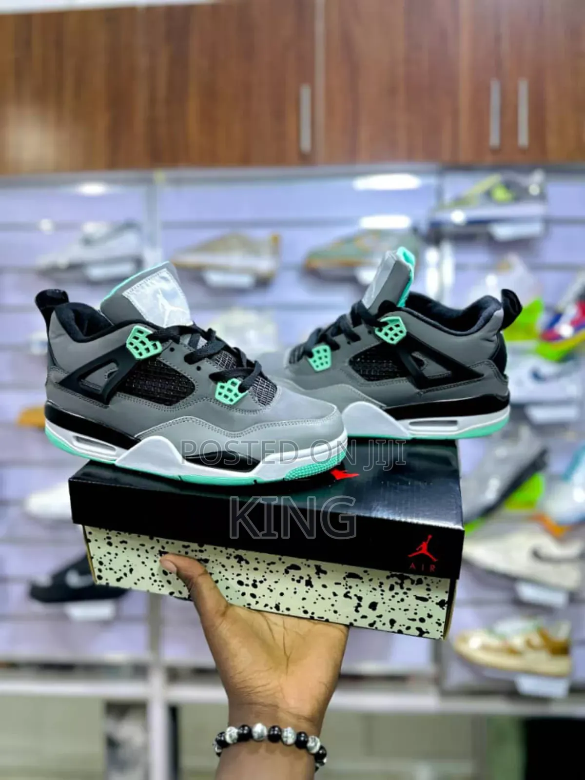 Air Jordan 4 Green Glow