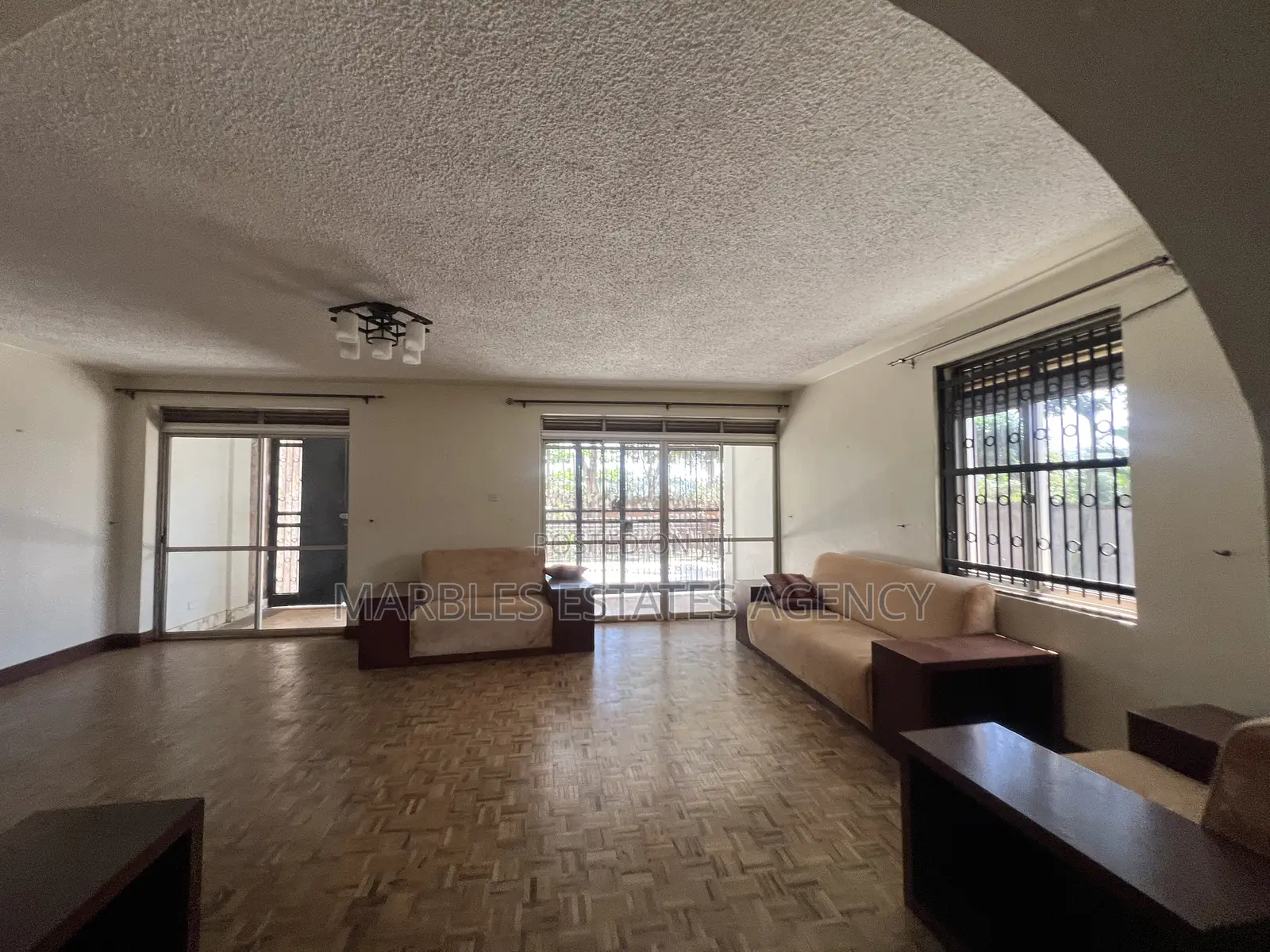 Furnished 4bdrm Duplex in Bugolobi, Central Division for rent