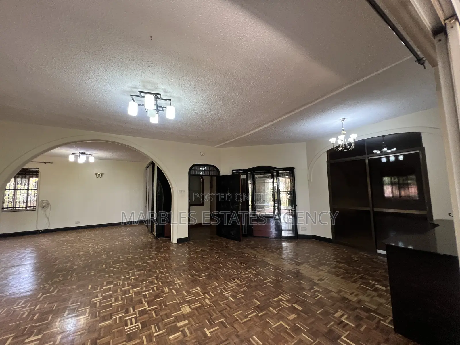 Furnished 4bdrm Duplex in Bugolobi, Central Division for rent