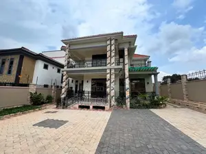 4bdrm Duplex in Bunga, Central Division for rent