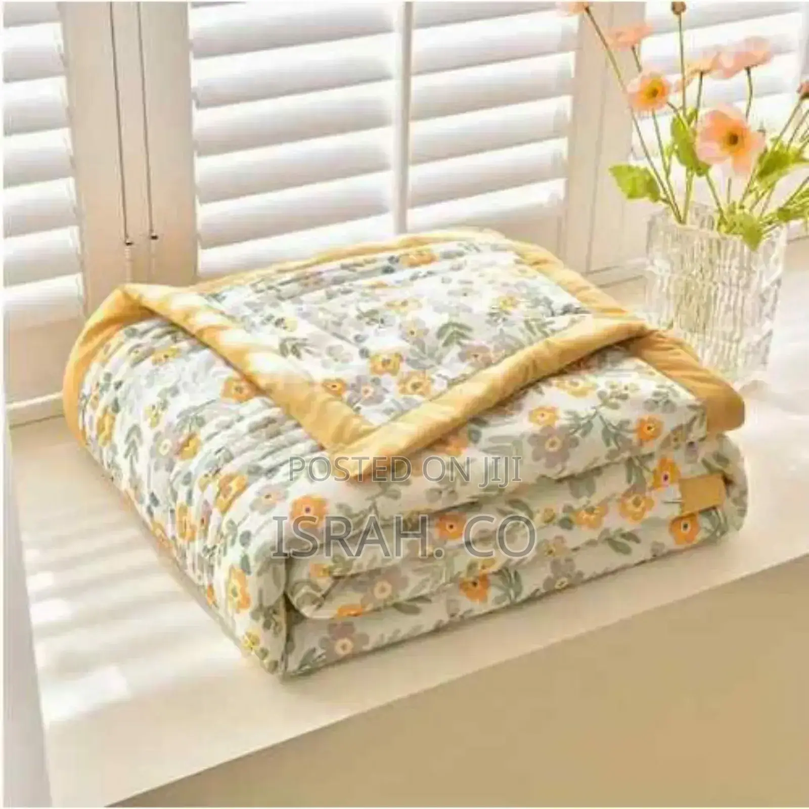 Yellow Stunning Duvet,