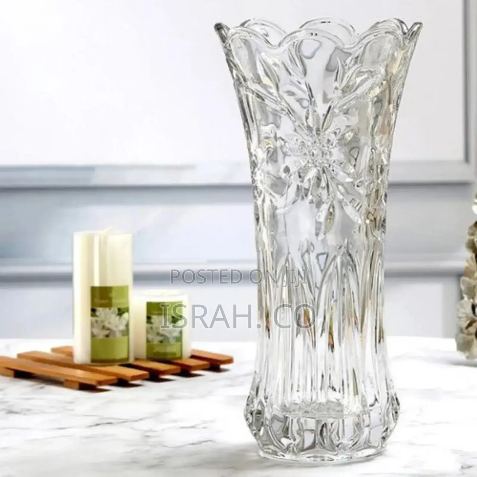 Crystal Decorative Flower Vase- Clear