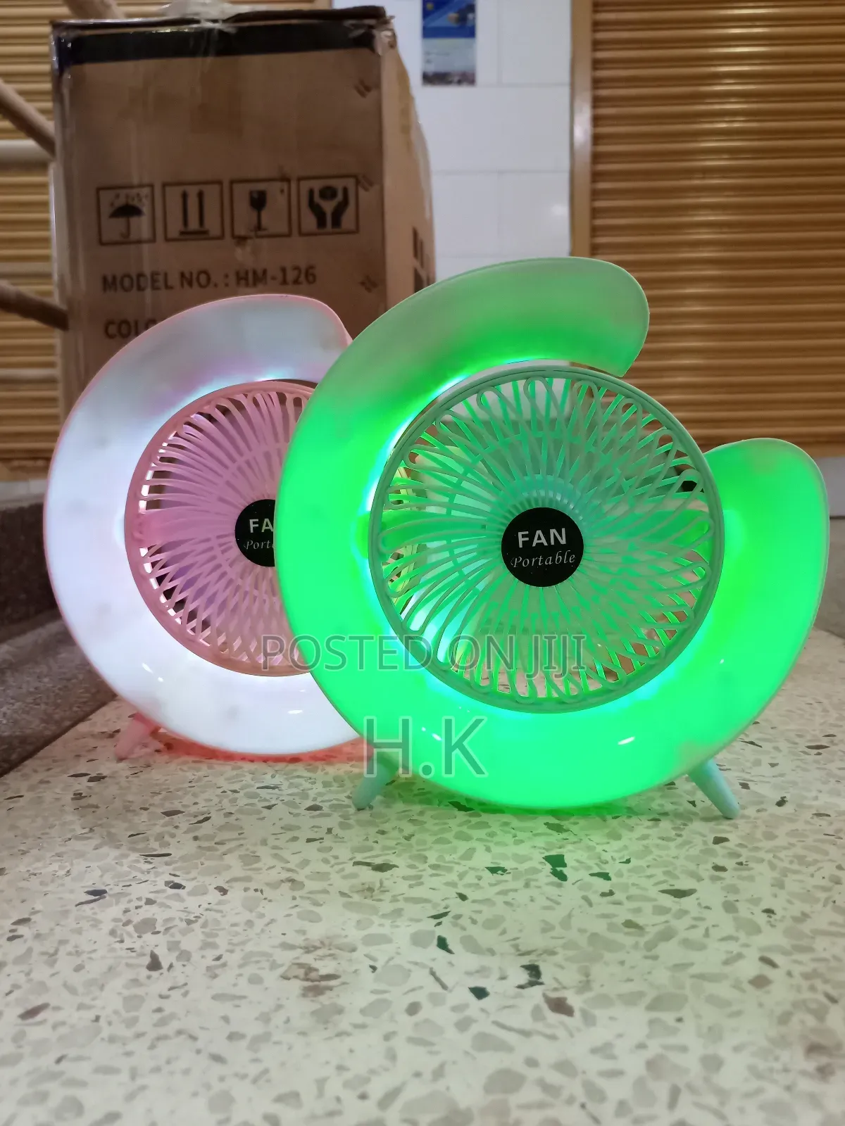 Landia Home Light-Up Portable Fan, Model Hm-126.