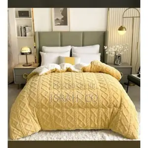 6*6 Thick Duet Set Wit 1 Bedsheet 2 Pillowcases Two Pillows