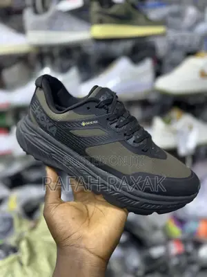 Original Green/Black Hoka Challenger GTX Running Sneaker