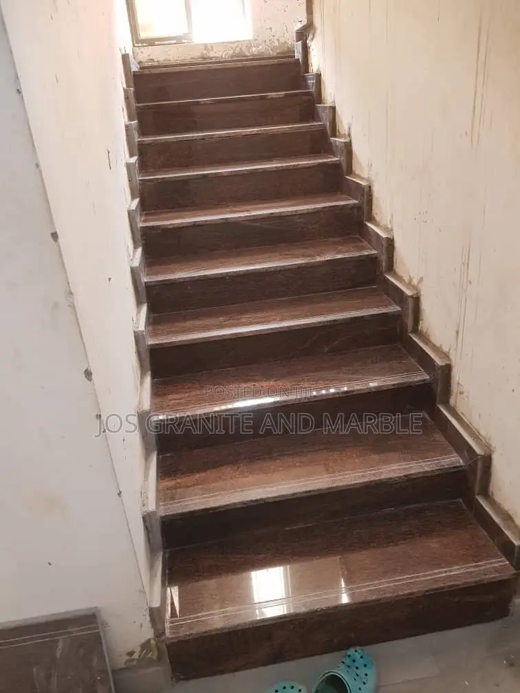 Staircase Paradiso Granite