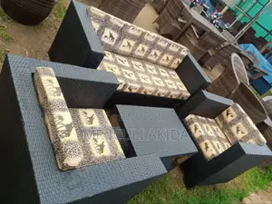 Rattan Garden,Balcony 5seater Craft Sofa Set WTH Table