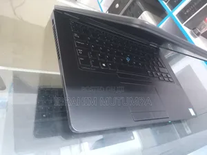 Laptop Dell Latitude 14 E5470 8GB Intel Core I3 HDD+SSD 500GB