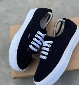 Vans Black and White