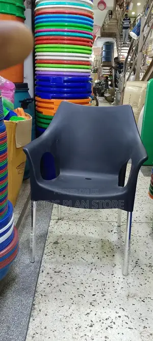 Bar and Restaurant Plastic Chairs Steel Leg