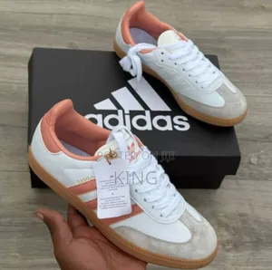 Wonder Pink Adidas Samba