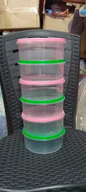 Plastic Food Containers Round 12pcs