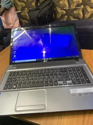 Laptop Acer Aspire E1-731 4GB Intel Pentium HDD 500GB