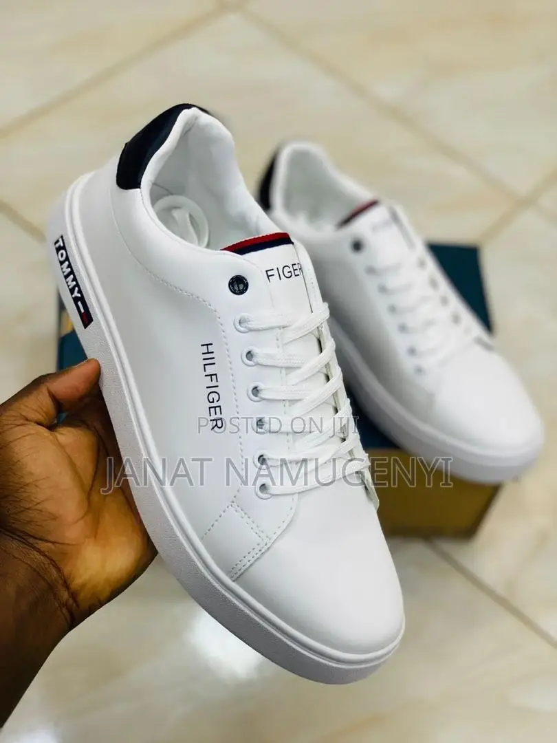 Ecco Sneakers
