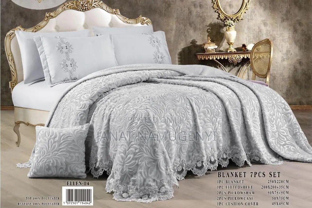 7 Piece Velvet Duvet